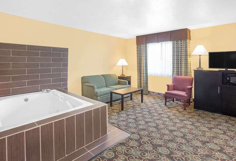 فندق Baymont By Wyndham Holland