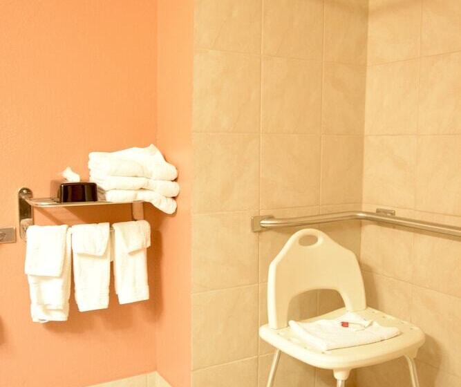 فندق Baymont By Wyndham Holland