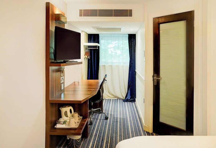 בית מלון כפרי Belvilla Crewe City Centre Lifestyle