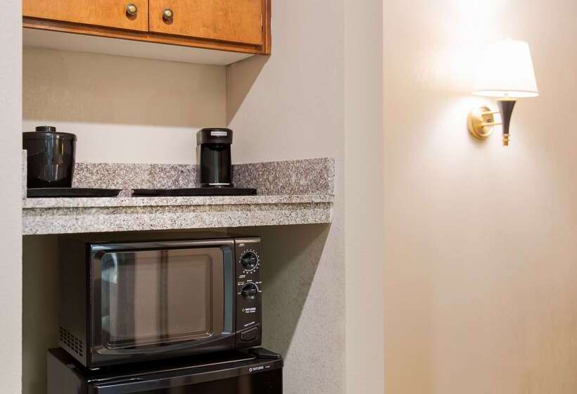 فندق Best Western Augusta West