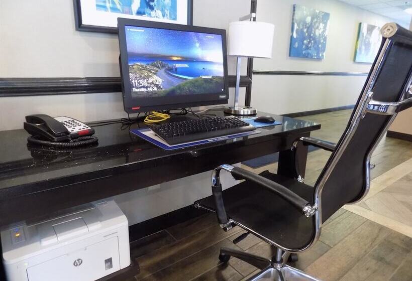 فندق Best Western Augusta West