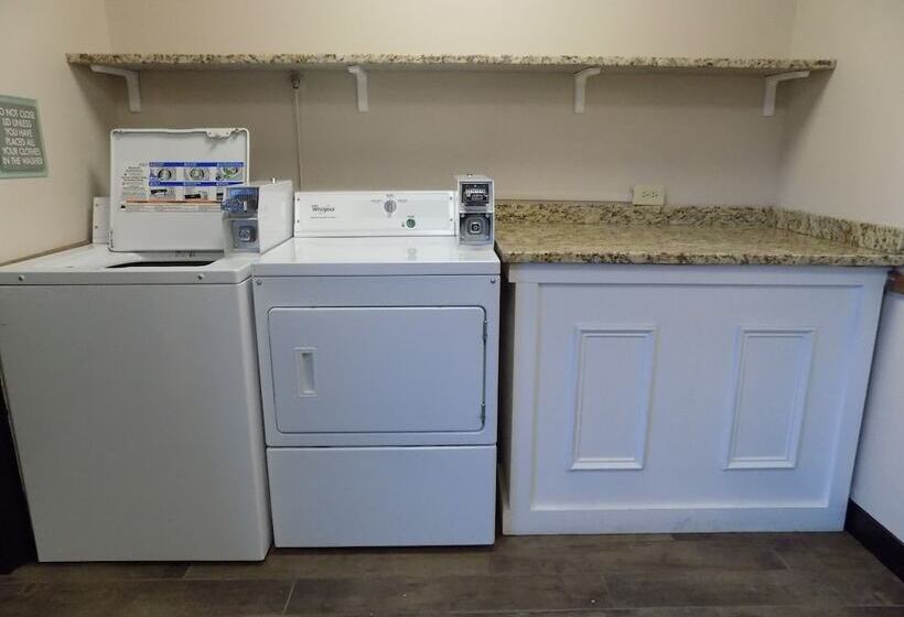 فندق Best Western Augusta West