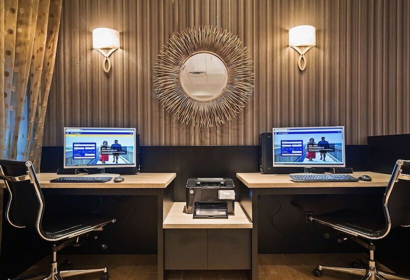 هتل Best Western Plus Hollywood/aventura