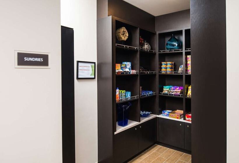 هتل Best Western Plus Hollywood/aventura