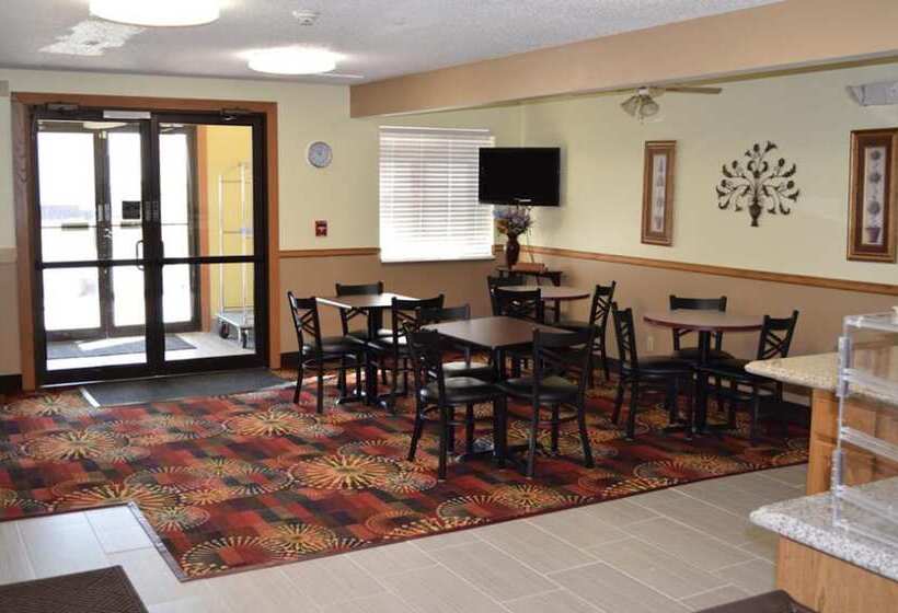 호텔 Budgetinn & Suites