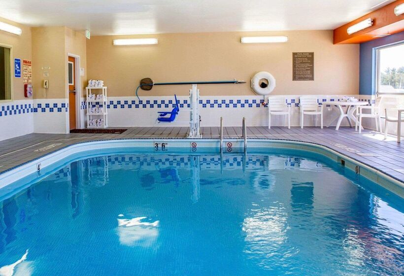 酒店 Comfort Inn & Suites Coralville  Iowa City Near Iowa River Landing