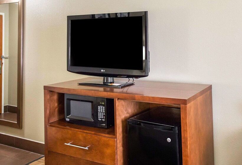 בית מלון כפרי Comfort Inn & Suites Coralville  Iowa City Near Iowa River Landing