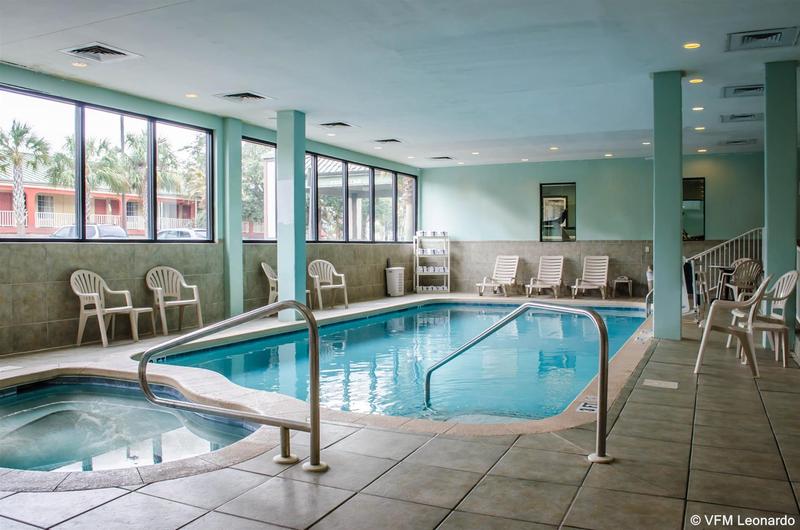 בית מלון כפרי Comfort Inn & Suites