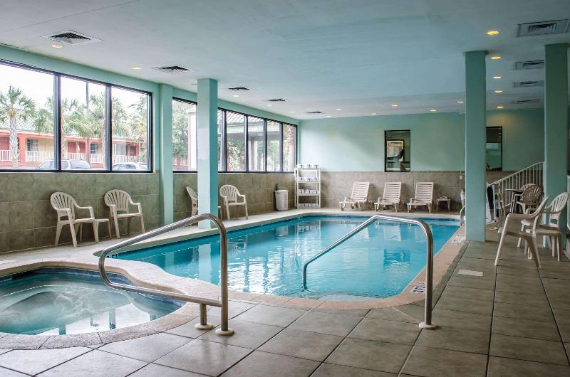 فندق Comfort Inn & Suites