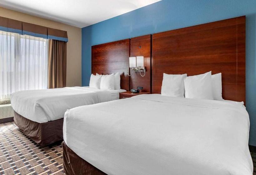 هتل Comfort Suites