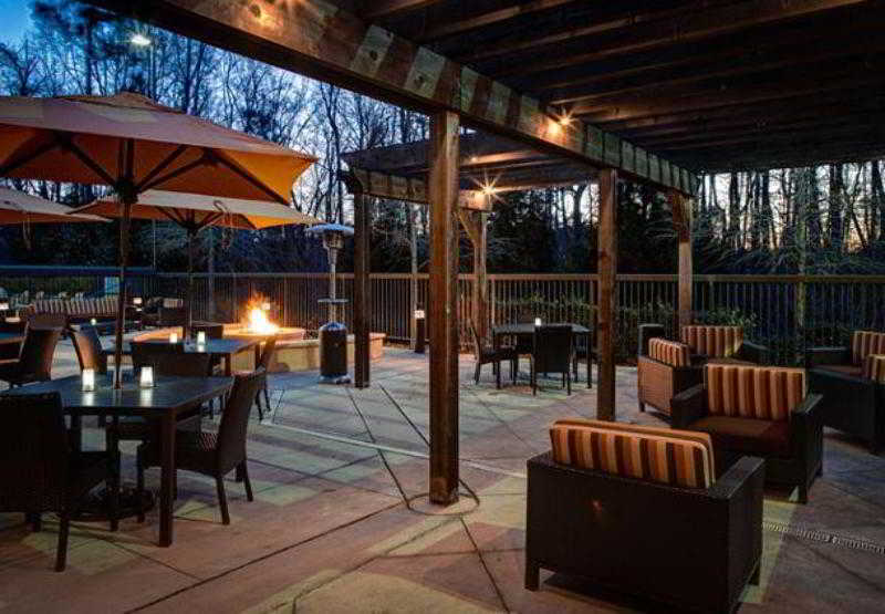 בית מלון כפרי Courtyard Atlanta Airport West