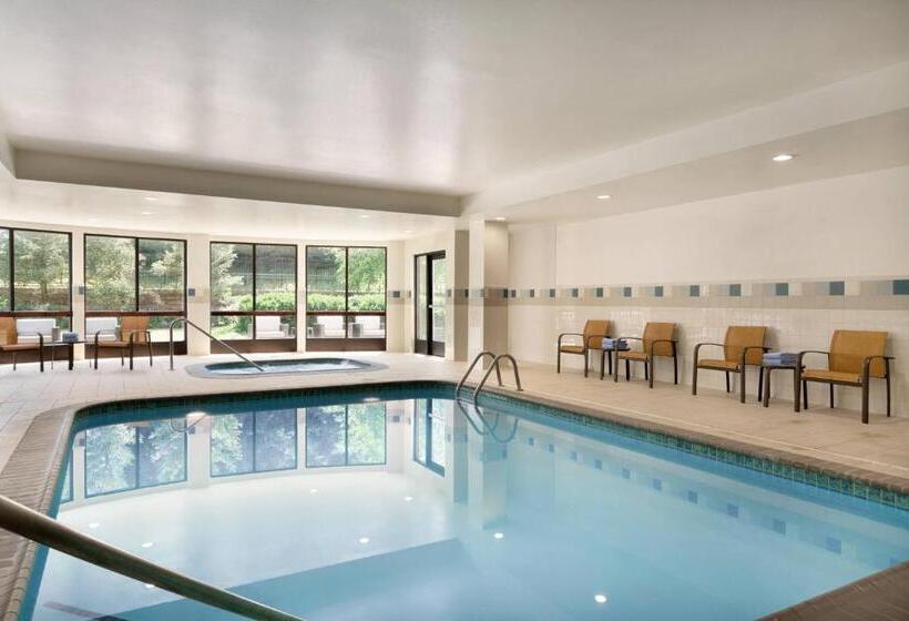 Отель Courtyard Ewing Princeton