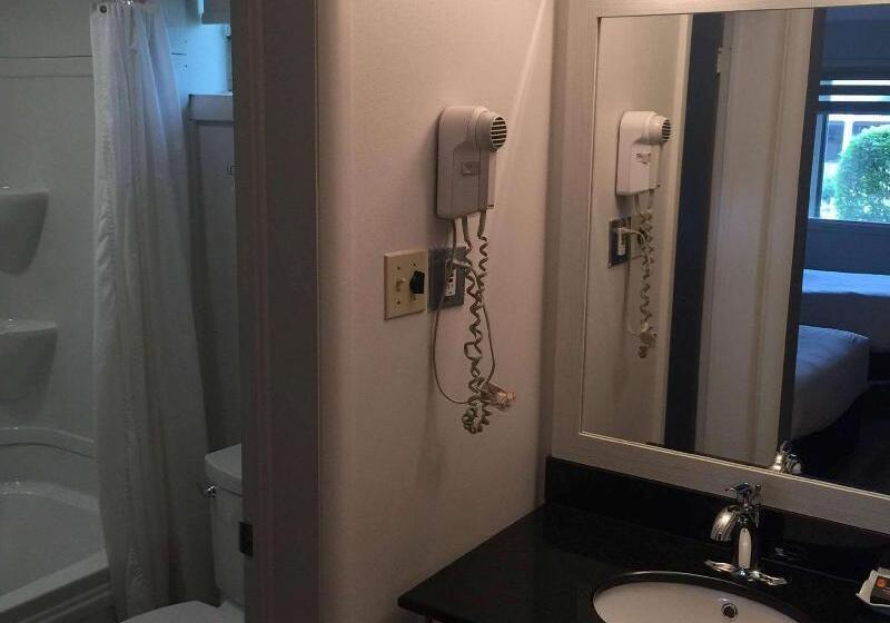 Danny’s Hotel Suites, Surestay Collection By Best Western