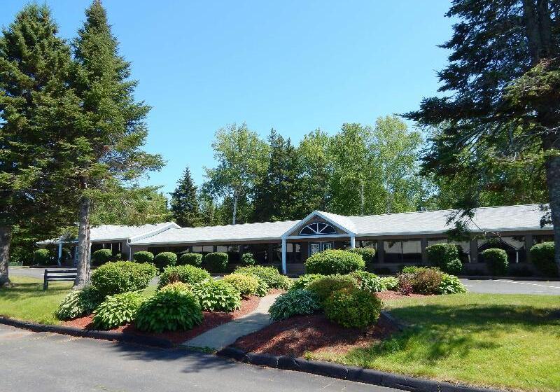 Danny’s Hotel Suites, Surestay Collection By Best Western