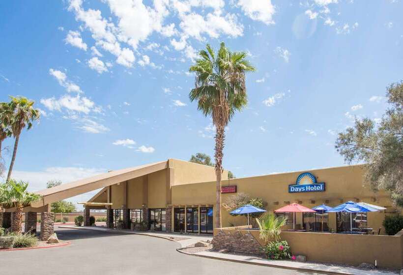 Days Hotel By Wyndham Peoria Glendale Area