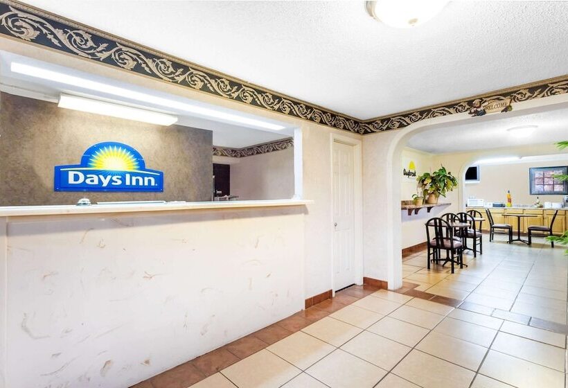 فندق Days Inn By Wyndham Martin