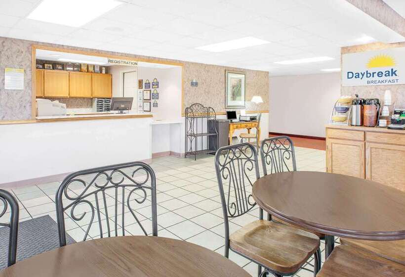 فندق Days Inn By Wyndham Mountain Home