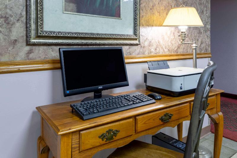 فندق Days Inn By Wyndham Mountain Home