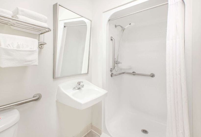 فندق Days Inn By Wyndham Mountain Home