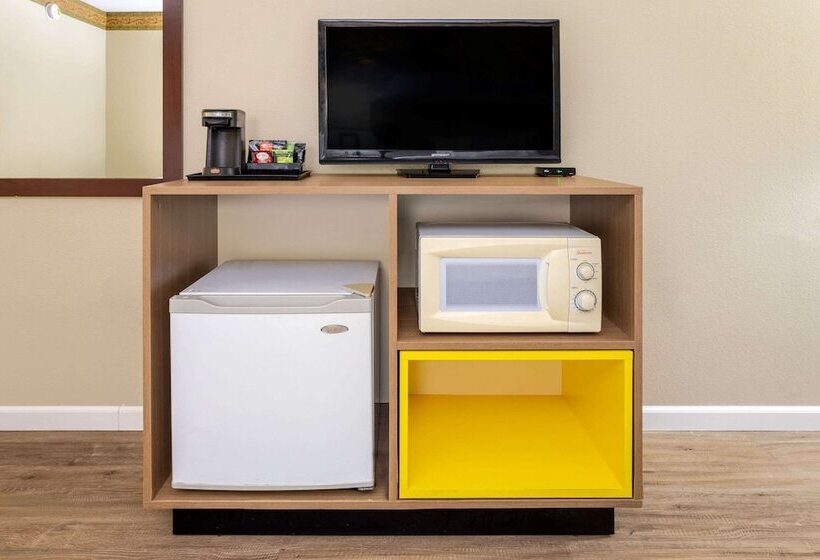 فندق Days Inn By Wyndham Mountain Home