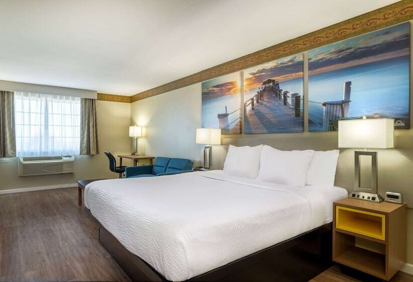 فندق Days Inn By Wyndham Mountain Home