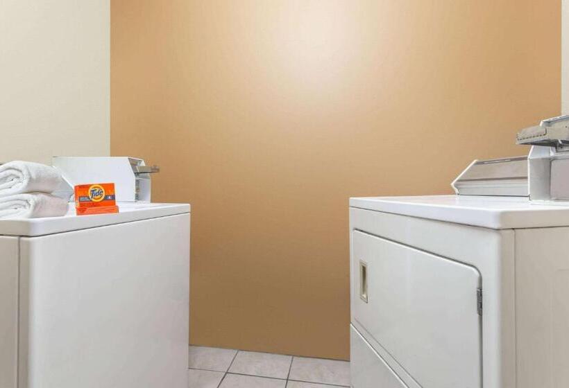 酒店 Days Inn By Wyndham Orange