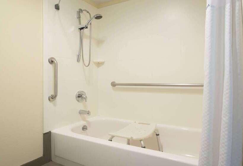 酒店 Days Inn By Wyndham Yakima