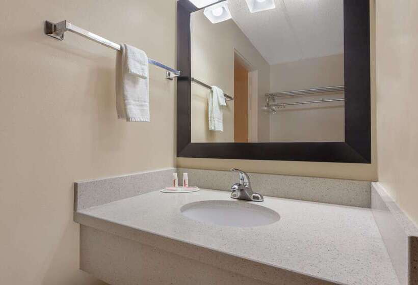 酒店 Days Inn By Wyndham Yakima