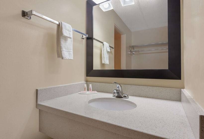 酒店 Days Inn By Wyndham Yakima