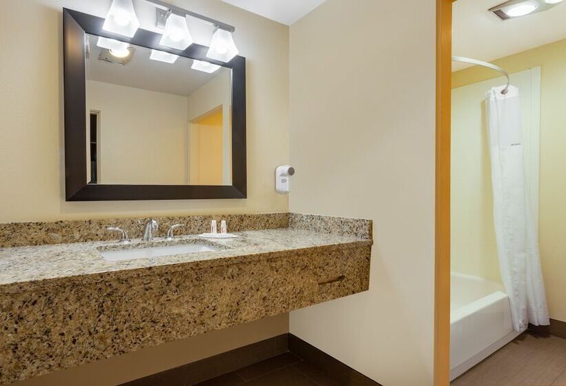 酒店 Days Inn By Wyndham Yakima