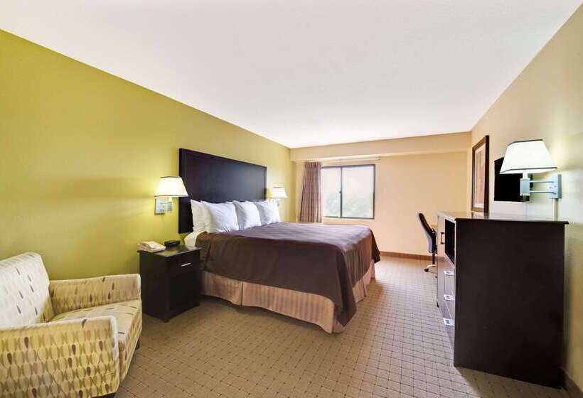 호텔 Days Inn & Suites By Wyndham Desoto