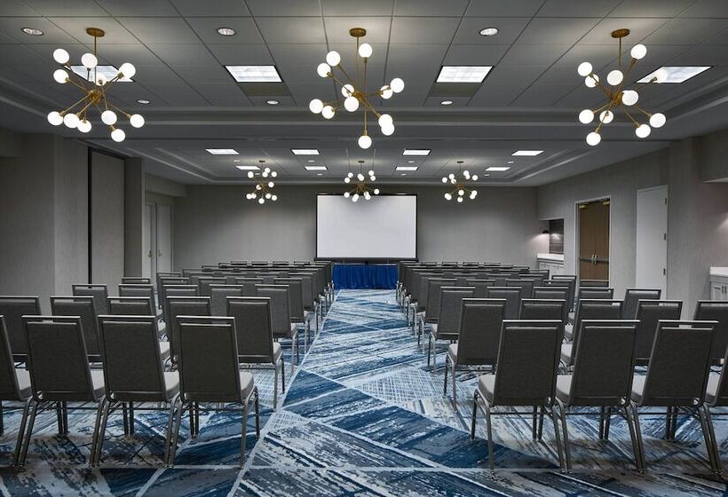 Delta Hotels By Marriott Norfolk Airport