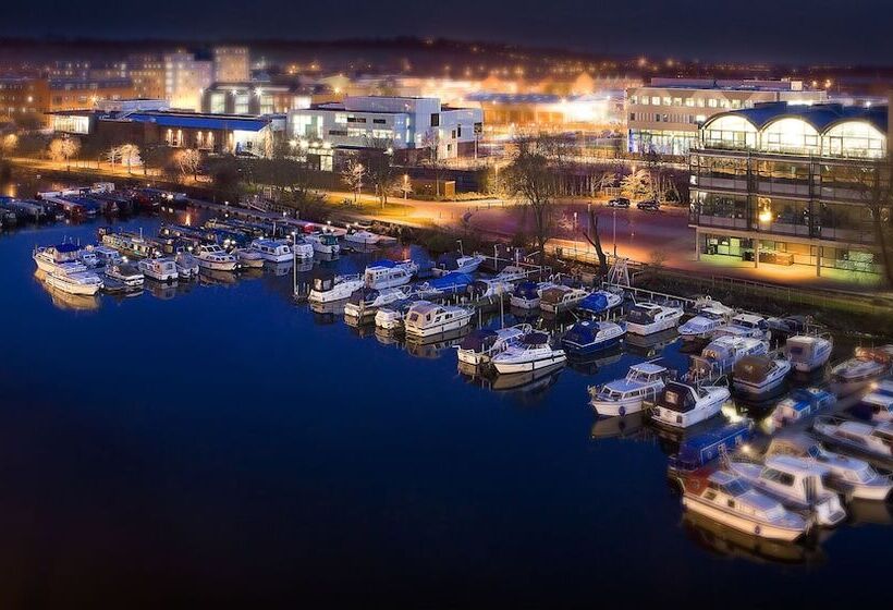 فندق Doubletree By Hilton  Lincoln