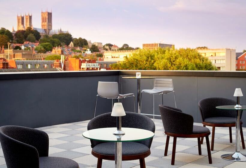 فندق Doubletree By Hilton  Lincoln