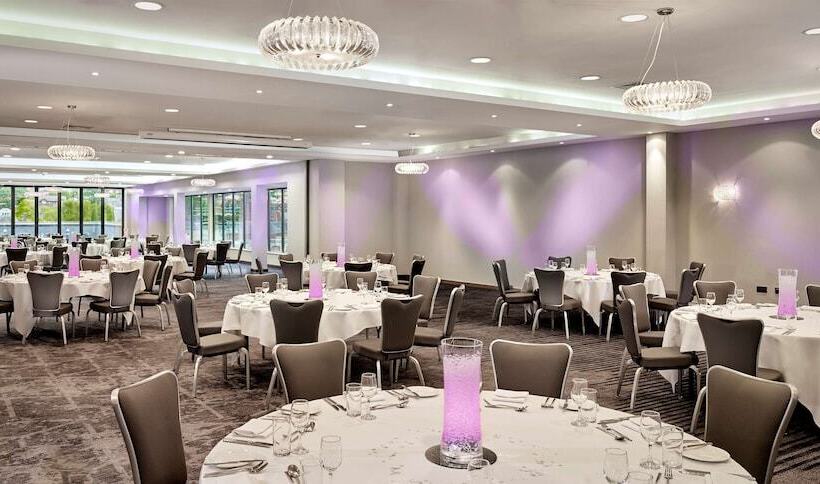 فندق Doubletree By Hilton  Lincoln