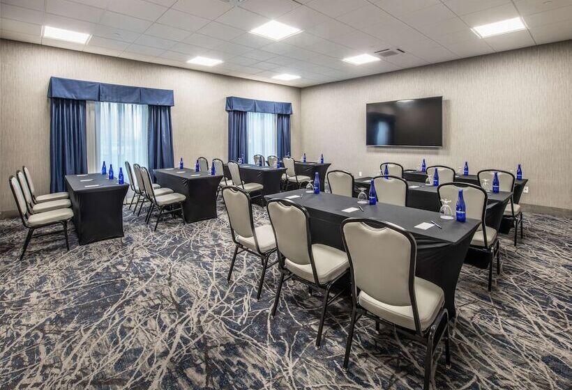 فندق Doubletree By Hilton Monroe Township Cranbury