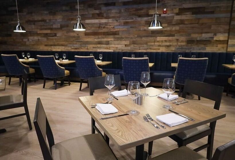 فندق Doubletree By Hilton Monroe Township Cranbury