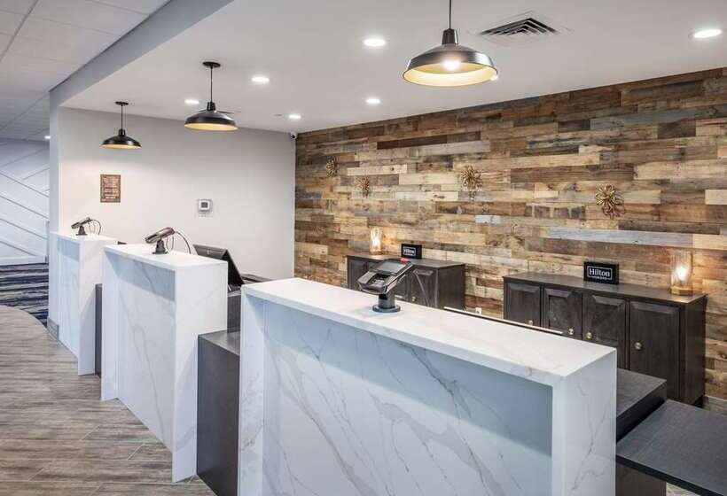 فندق Doubletree By Hilton Monroe Township Cranbury