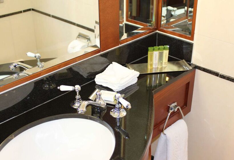 Doubletree By Hilton Hotel Newcastle International Airport