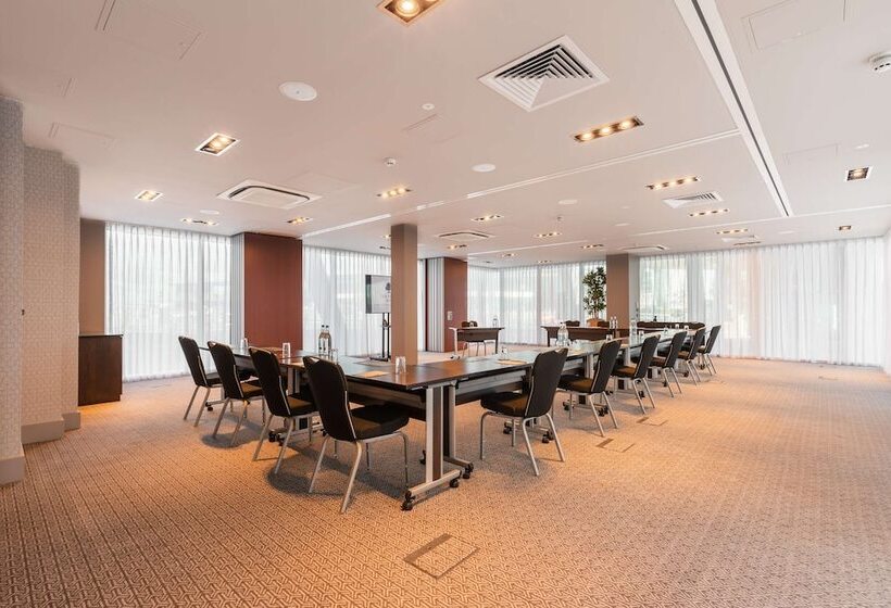 Doubletree By Hilton Hotel Newcastle International Airport