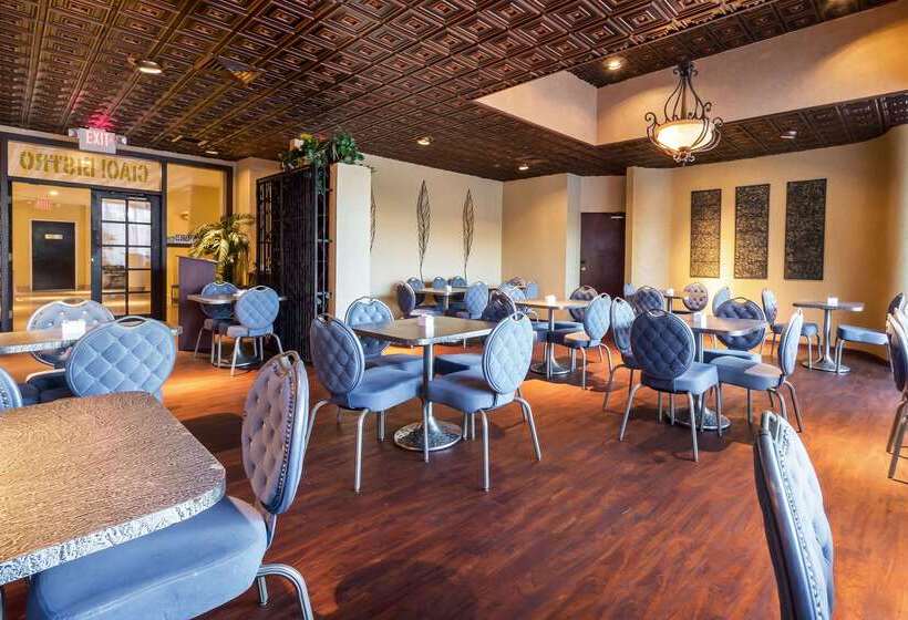 فندق The Block215