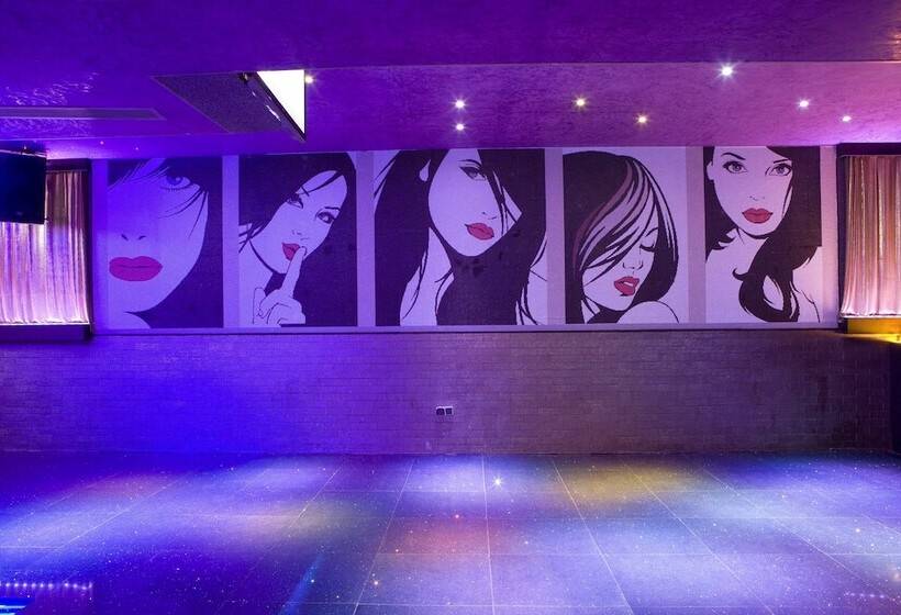 هتل Elite Crystal