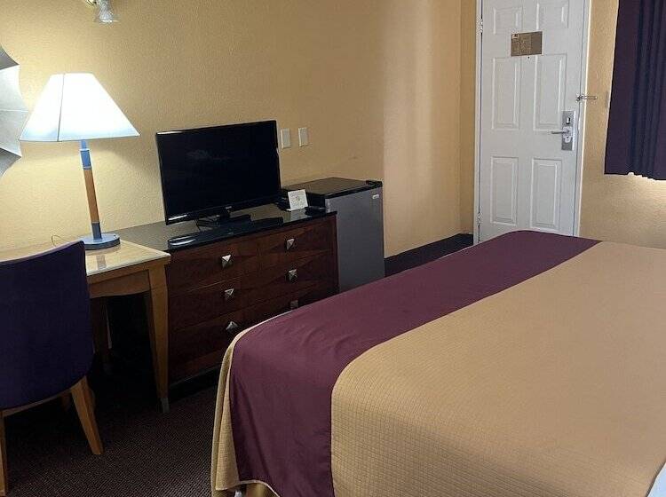 Отель Executive Inn Schenectady Downtown