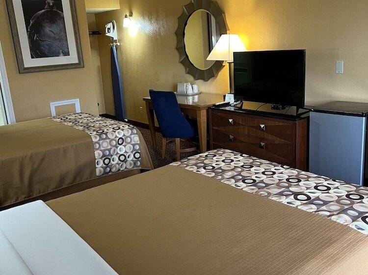 فندق Executive Inn Schenectady Downtown