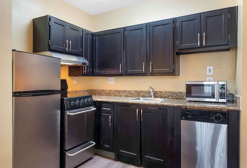 בית מלון כפרי Extended Stay America Suites   Atlanta   Norcross   Peachtree Corners