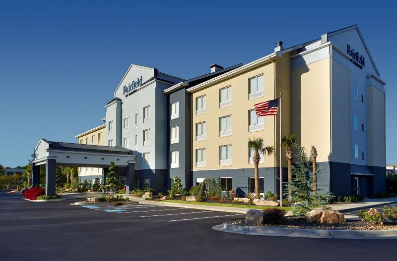 فندق Fairfield Inn & Suites Atlanta Mcdonough