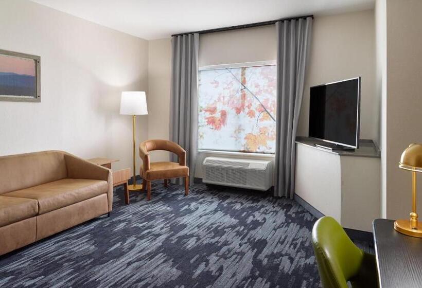 בית מלון כפרי Fairfield Inn & Suites Atlanta Mcdonough