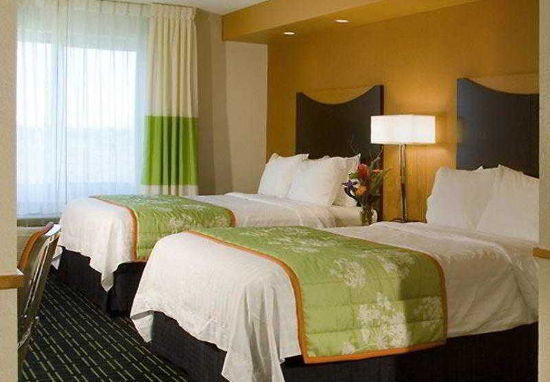 هتل Fairfield Inn & Suites By Marriott Omaha Downtown
