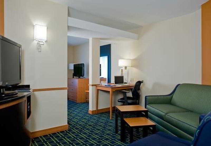 هتل Fairfield Inn & Suites Columbus