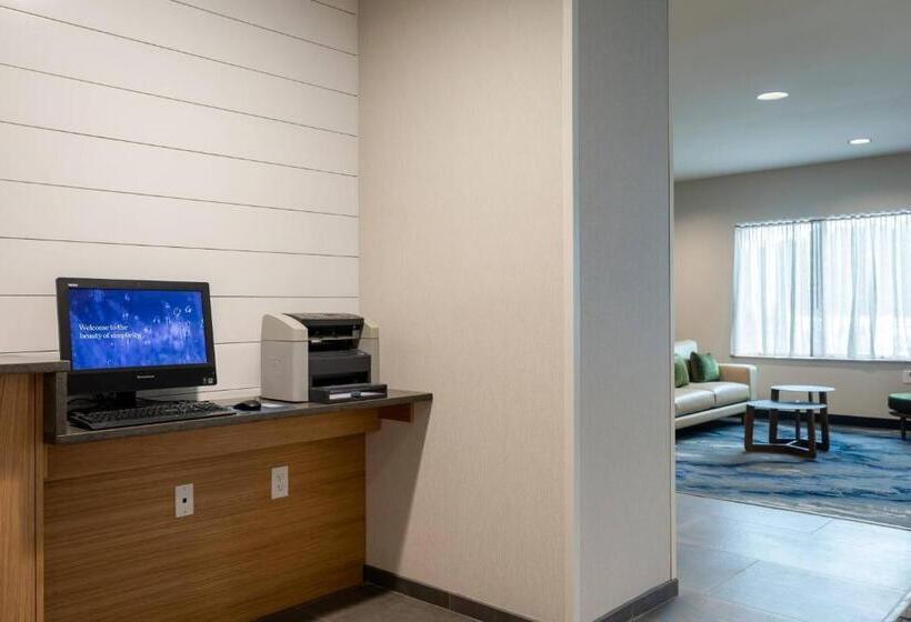 호텔 Fairfield Inn & Suites Savannah Airport